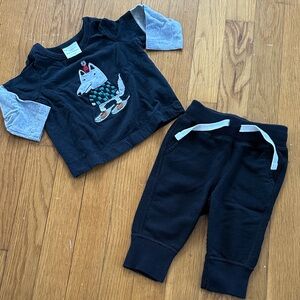 Hanna Andersson Black Jogger pants and stitched wolf long sleeve tee